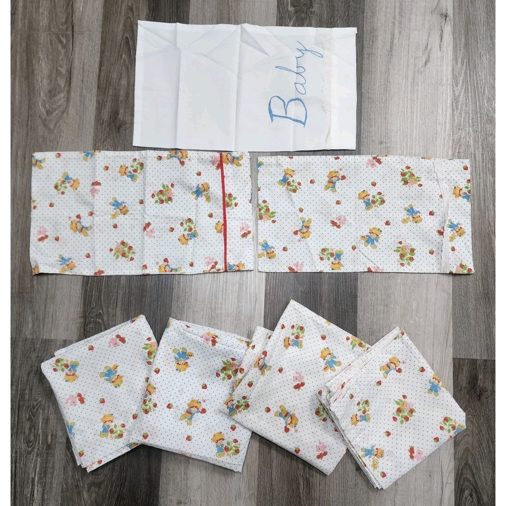 Strawberry Shortcake Huckleberry Pie Pupcake & Custard Curtains‎ & Pillowcases